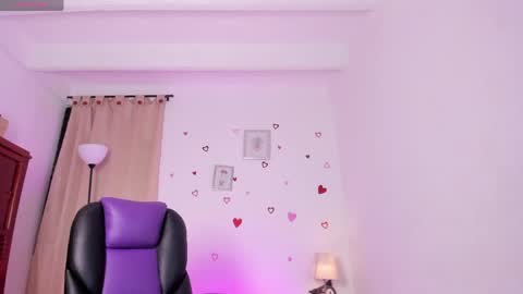 liaa moretzz online show from May 8, 11:32 pm