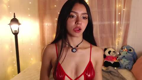 Snapshot of liabunny_ chatting on April 25, 12:13 am Lia 3 online show from April 25, 12:13 am