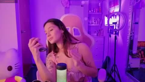 Lia Butera online show from June 12, 8:19 pm