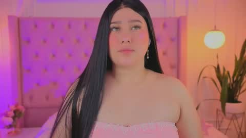 Lia Cox online show from May 10, 9:03 am