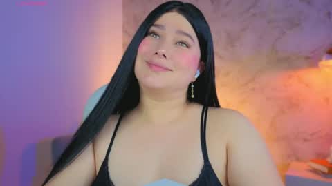 Lia Cox online show from May 12, 8:39 pm