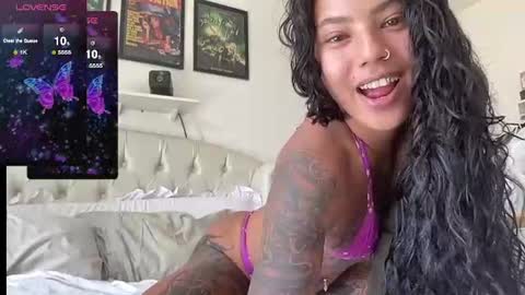 Snapshot of liaforyou chatting on January 6, 1:15 pm val and tina online show from January 6, 1:15 pm