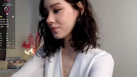 Lia  online show from March 22, 10:40 am