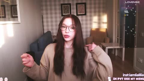 lialilia online show from December 19, 10:45 am