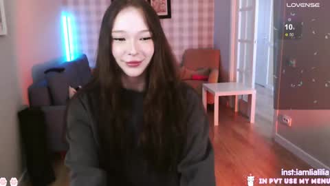 lialilia online show from February 26, 7:20 am