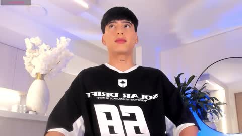 Liam online show from March 18, 2:15 am