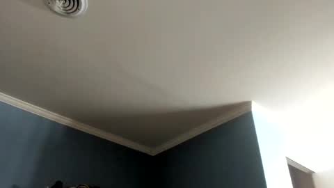 Snapshot of liam_1985 chatting on January 20, 3:48 am Liam online show from January 20, 3:48 am