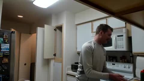 Snapshot of liam_1985 chatting on January 23, 1:51 am Liam online show from January 23, 1:51 am