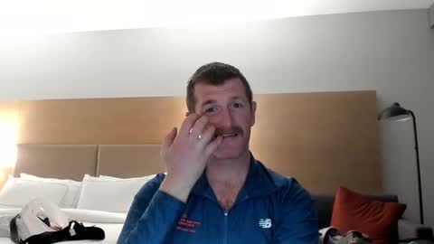 Snapshot of liam_1985 chatting on February 1, 11:37 pm Liam online show from February 1, 11:37 pm