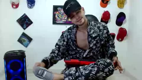 Andres online show from March 19, 10:47 pm