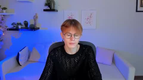 LIAM online show from March 27, 5:13 am