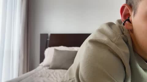 Liam online show from September 28, 2:11 pm