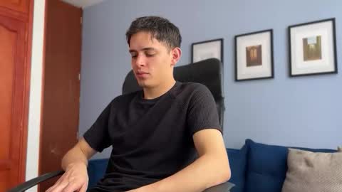 Liam online show from March 17, 7:39 pm