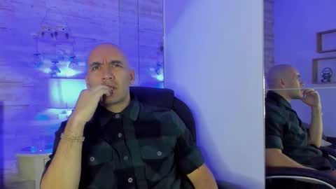 Snapshot of liam_harper__ chatting on September 29, 11:59 am Liam online show from September 29, 11:59 am