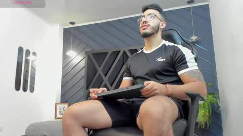 LIAM KLEIN online show from November 7, 11:10 am