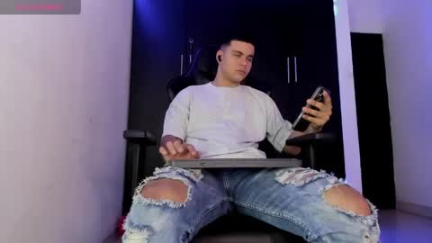 Liam online show from April 2, 5:16 am