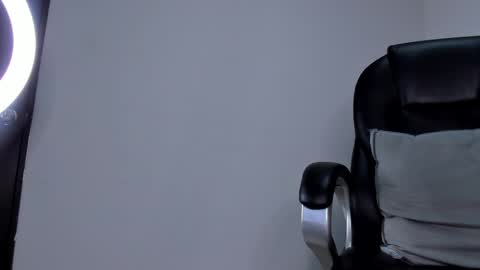 Snapshot of liam_mush chatting on March 31, 9:10 am liam mush online show from March 31, 9:10 am