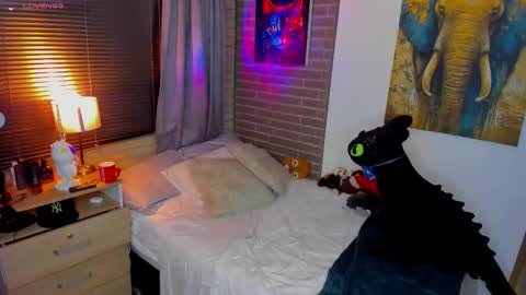 liam online show from March 21, 8:19 am