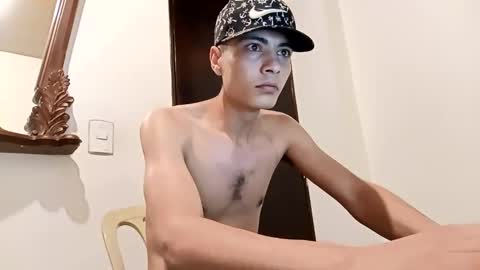 Snapshot of liam_smith00 chatting on February 27, 4:41 am liam_smith00 online show from February 27, 4:41 am
