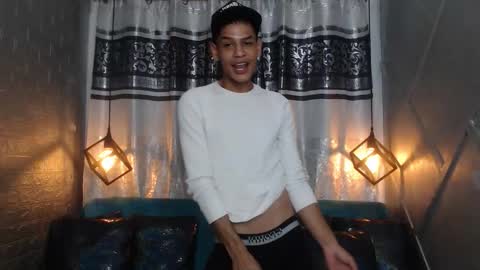 liam sti1 online show from October 18, 1:52 am