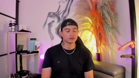 LiamDeep online show from November 1, 8:22 pm