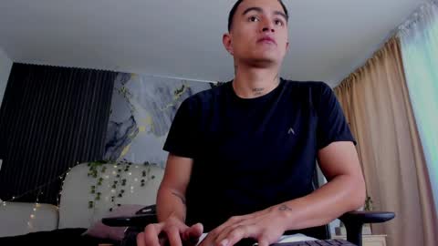 LiamDeep online show from May 9, 12:32 pm