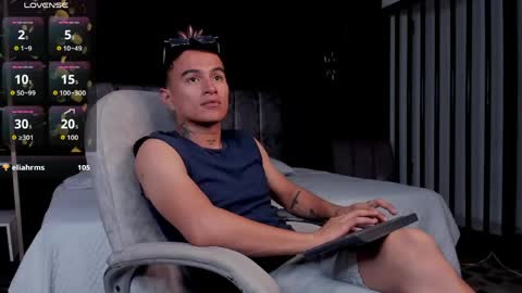 LiamDeep online show from May 16, 12:18 am