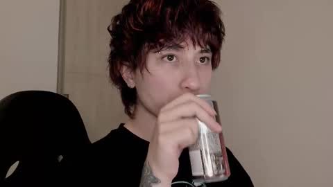 Snapshot of liamelf chatting on February 13, 2:07 am Liam online show from February 13, 2:07 am