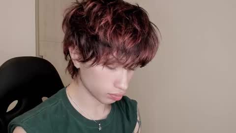 Snapshot of liamelf chatting on February 14, 3:36 am Liam online show from February 14, 3:36 am