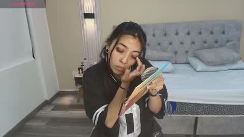 L I A M O N R O E online show from October 7, 11:40 am