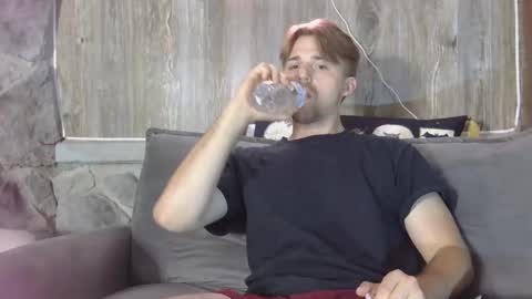 Liam and Zoe online show from September 9, 3:28 am