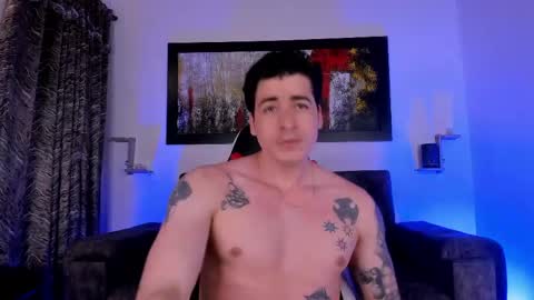 liamwyatt_ online show from May 20, 3:24 am