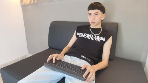 lian_cameron online show from January 12, 3:56 am