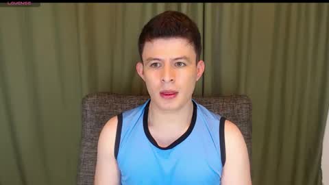 lian_eathan online show from November 10, 7:46 pm