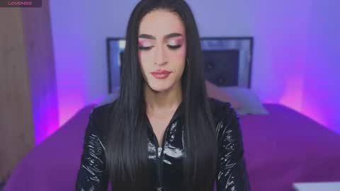 Snapshot of lian_karther1 chatting on March 15, 2:50 am missfernanda X online show from March 15, 2:50 am