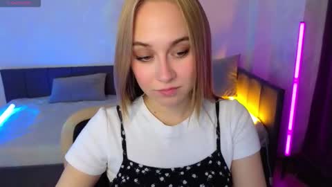 Liana online show from September 18, 2:13 am