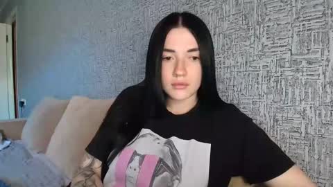 liana_diva online show from May 6, 10:53 am