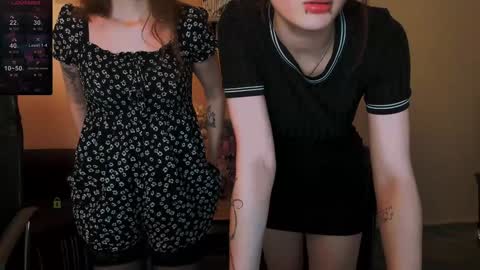 Little Liana  online show from December 7, 5:37 am