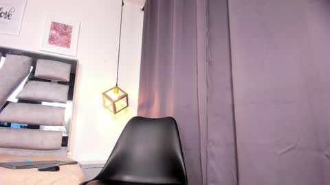 Snapshot of lianfox_ chatting on February 20, 12:16 pm lianfox_ online show from February 20, 12:16 pm