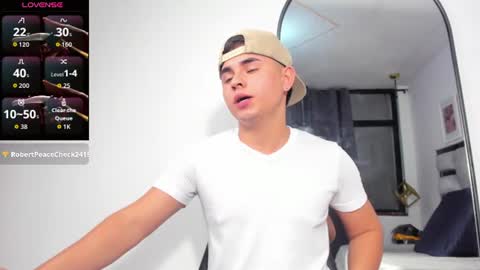 Snapshot of lianfox_ chatting on June 26, 1:59 pm lianfox_ online show from June 26, 1:59 pm