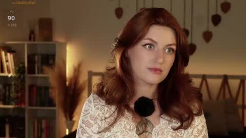 Snapshot of lianna_bm chatting on April 6, 4:52 pm Lianna online show from April 6, 4:52 pm