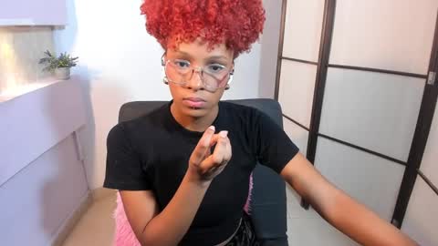 Snapshot of liannadixon chatting on January 24, 1:36 pm LiannaDixon online show from January 24, 1:36 pm