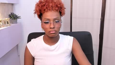 Snapshot of liannadixon chatting on March 7, 11:16 pm LiannaDixon online show from March 7, 11:16 pm