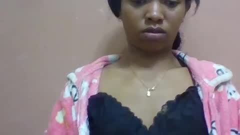 Snapshot of liaraisha chatting on July 7, 9:46 am liaraisha online show from July 7, 9:46 am