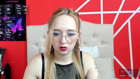 Lia Roberts online show from January 12, 12:12 pm