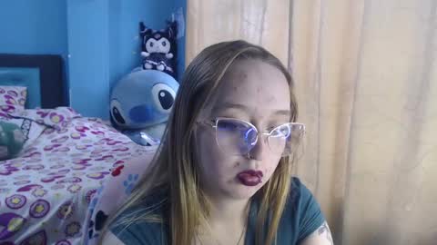 Lia Roberts online show from March 4, 6:50 pm