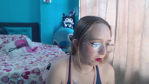 Lia Roberts online show from March 8, 12:09 pm