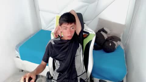 LIAR online show from February 9, 8:02 pm