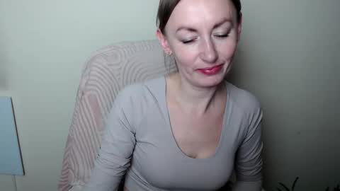 Lia online show from April 2, 12:14 pm