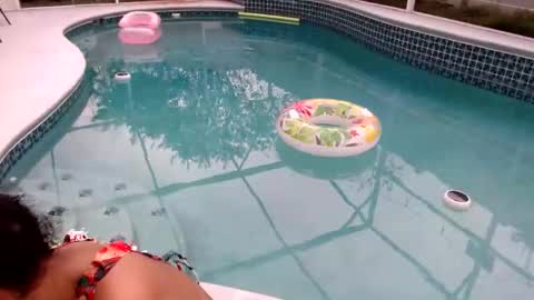 Snapshot of liatalian chatting on March 15, 7:53 pm liatalian online show from March 15, 7:53 pm